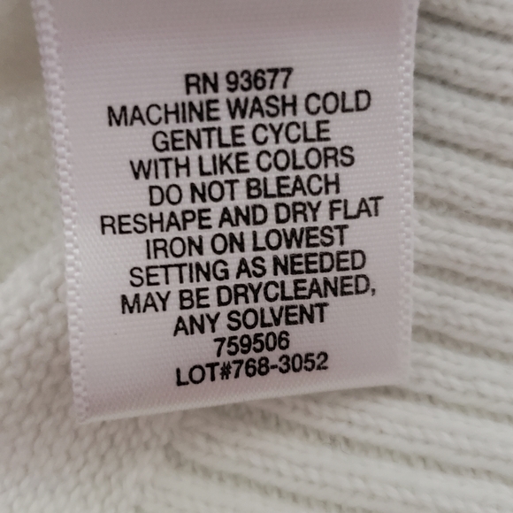Liz Claiborne sweater - Picture 6 of 6